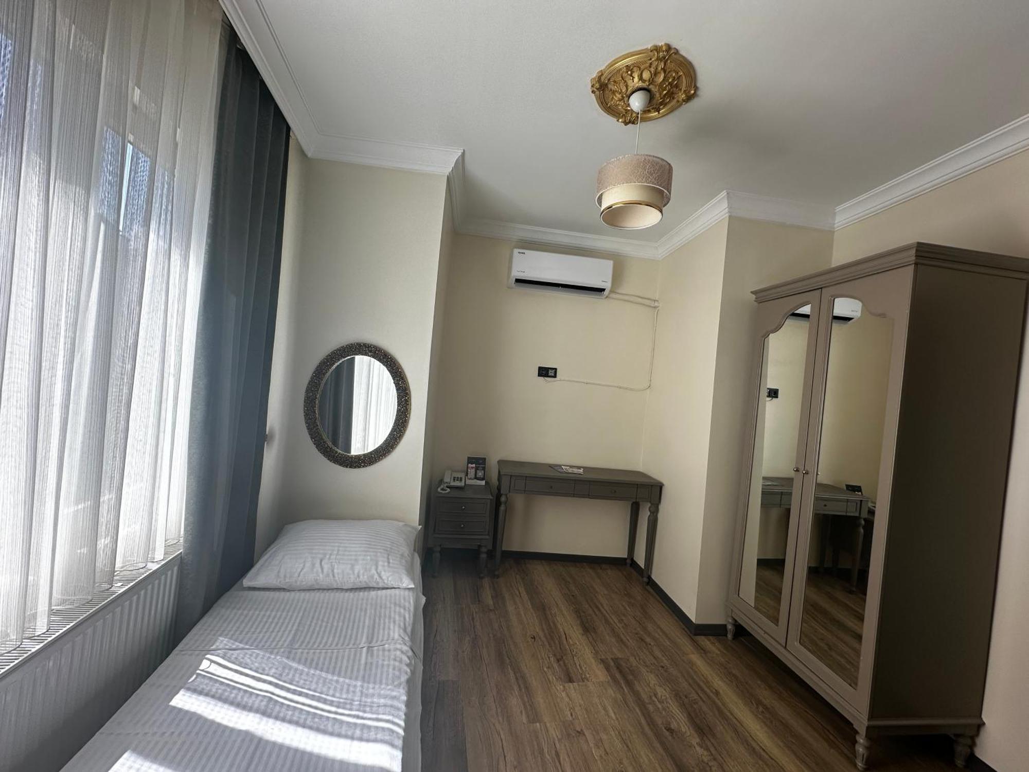 Taksim Green Star Hotel Istanbul Exterior photo